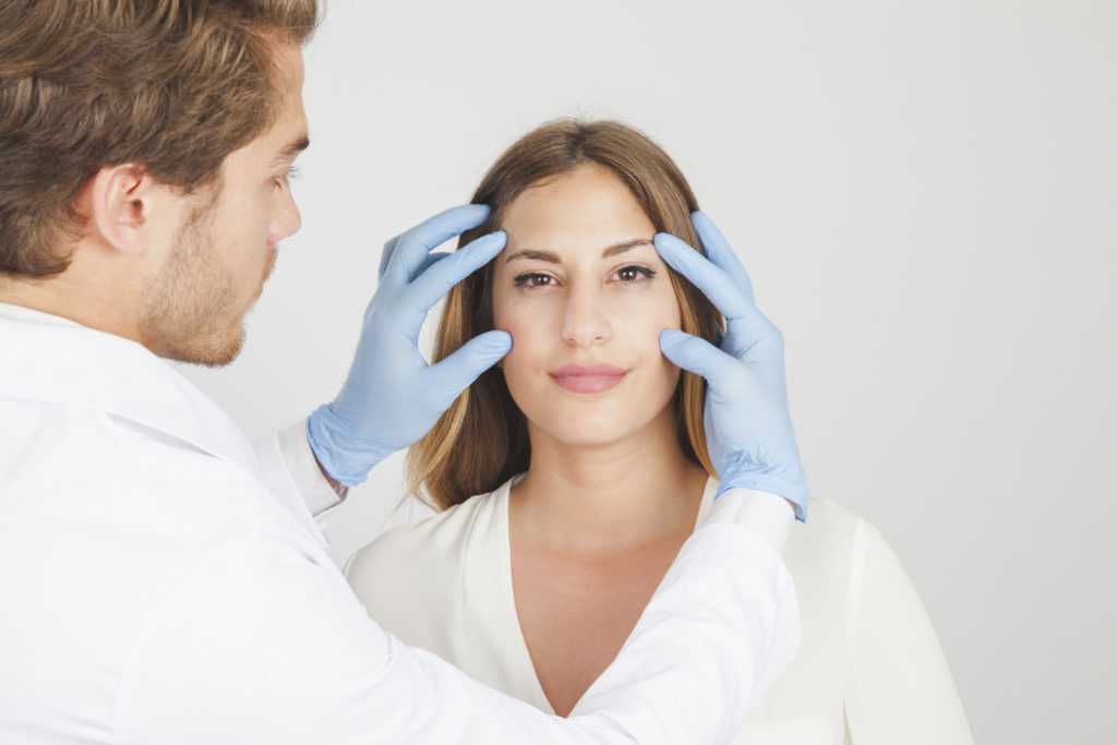 Blépharoplastie supérieure ou inférieure